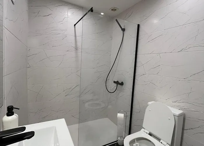 בית אירוח Martins' Happy *