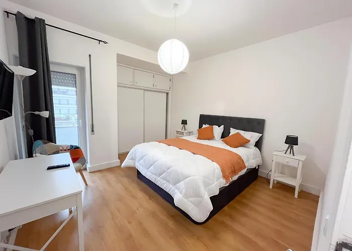 בית אירוח Martins' Happy